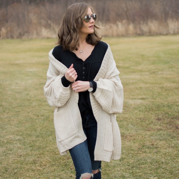 Urban Outfitters Sweaters - Urban Outfitters Chunky Knit Open Front Cardigan S